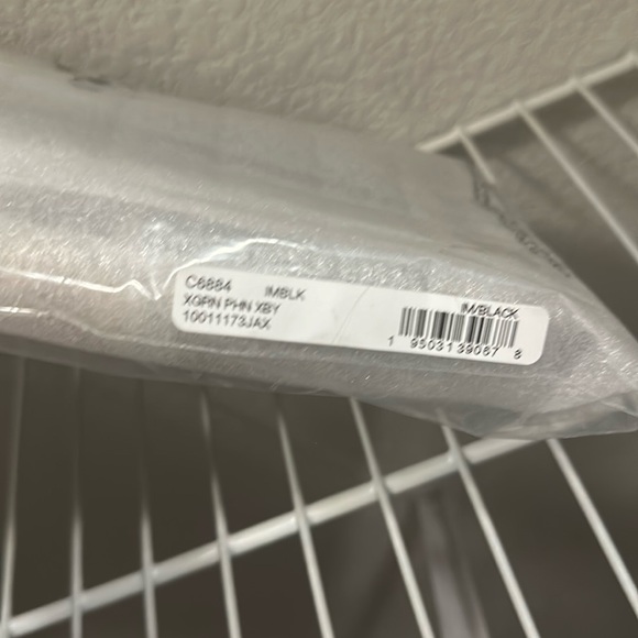 Coach Black leather phone Crossbody, New in Package - Picture 3 of 7